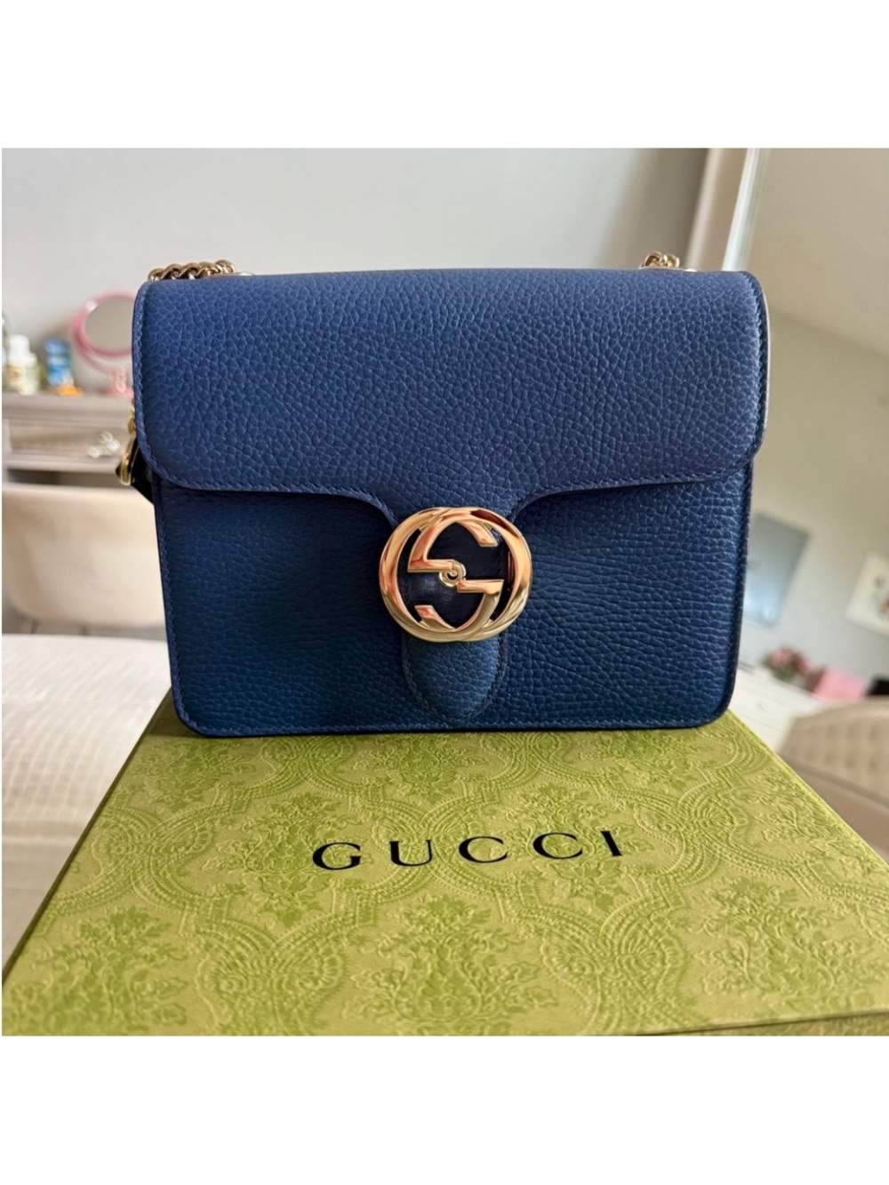 Authentic BRAND NEW Gucci Blue Leather Interlocking Crossbody Bag